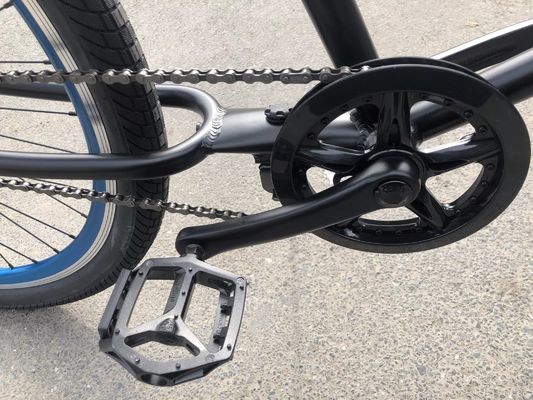 7-Geschwindigkeits-Stadtfahrrad mit 24-Zoll-Festreifen und Aluminiumfelgematerial Klappdesign