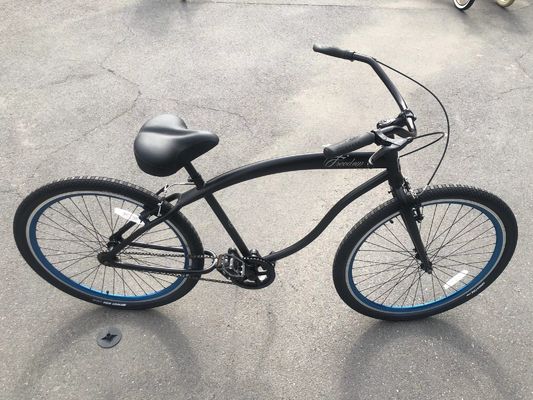 7-Geschwindigkeits-Stadtfahrrad mit 24-Zoll-Festreifen und Aluminiumfelgematerial Klappdesign