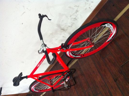 Aluminiumrahmen 700C OEM Flip-Flop Einzelgeschwindigkeit Rotes Fahrradlenker Fixie Gear Fahrrad