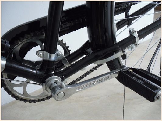 Klassischer Stil Niederländisches Fahrrad für Männer mit Achterbremse und gewöhnlichem Pedaltyp