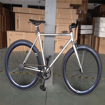 700c Fahrrad mit Festgetriebe und Festrahmen ohne Rückdämpfer und Aluminiumfelg