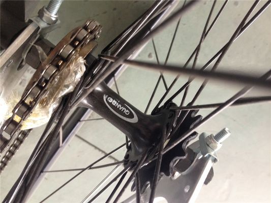 700c Fahrrad mit Festgetriebe und Festrahmen ohne Rückdämpfer und Aluminiumfelg