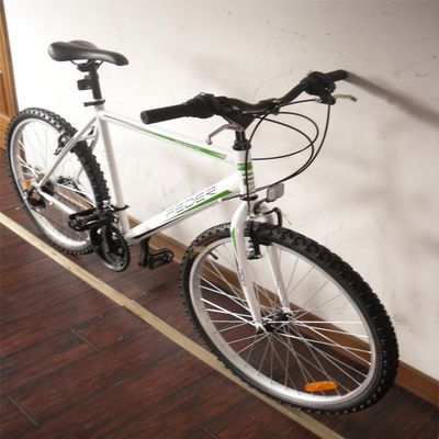 Normaler Pedal 26 &quot;Männer Stahl CE Erwachsene Shimano 21 Geschwindigkeiten OEM Logo MTB Mountainbike 17KG