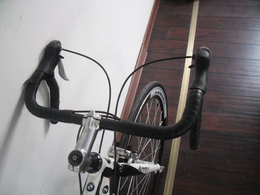 700C Aluminiumrahmen Fahrrad mit Shimano 21-Geschwindigkeiten OEM Logo und CE-Zertifizierung