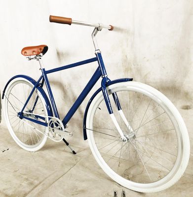 Normaler Pedal 700C Unisex-Fahrrad mit einfachem Design und Achterbremse