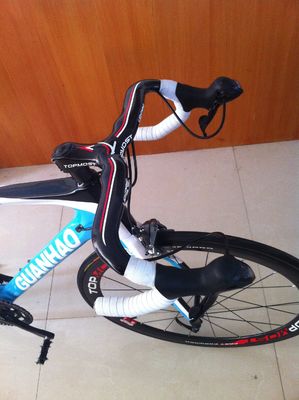 700C Fahrrad-Kohlenstoffrahmen mit Kohlenstofffaser-Fork-Material und Kohlenstofflenker