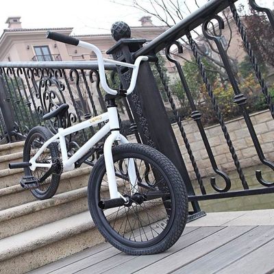 20 Zoll Kid Boy Freestyle BMX Fahrrad Mini Straße Kleines Rad Ladekapazität 100KG OEM