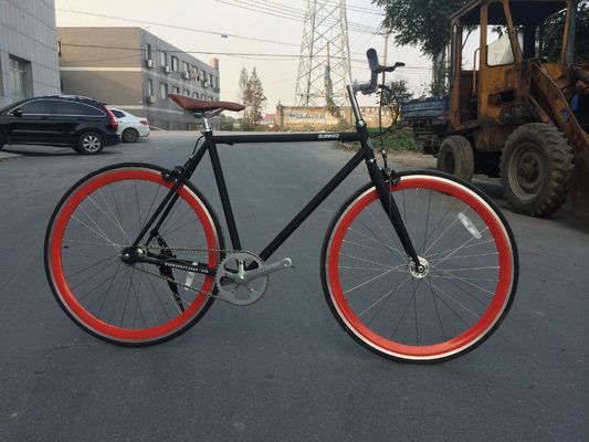 Einfahrrad 700c Fixie Bike mit KMC-Kette und Bruttogewicht 13 kg