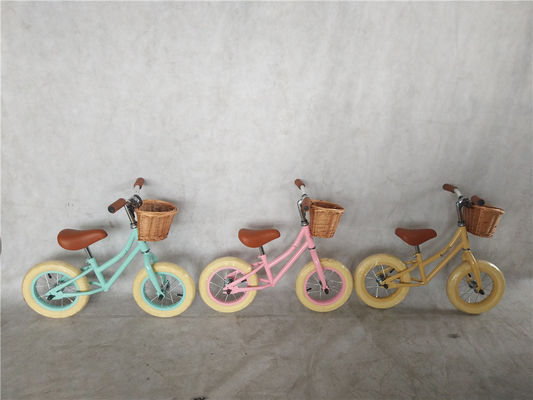 12-Zoll-Schaumreifen Kinder-Balance-Bike Gelb Farbe Tragfähigkeit 70kg Vorder Wicker Korb