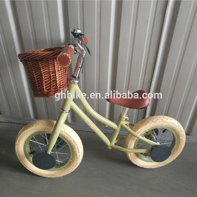 12-Zoll-Kinder-Trainingsrad ohne Pedal für koreanische KC Standard Leichtgewicht 4kg Kids Bike Toy