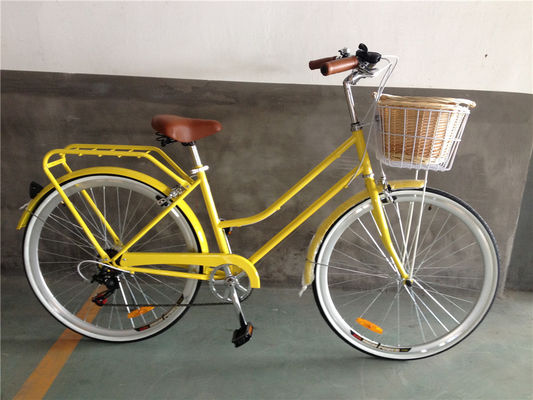 Vintage-Frauen-Step-Through-Fahrrad mit Vorderkorb und 7-Gang-Klassiker-Design