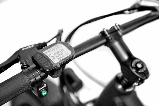 26*2.2 Kenda Reifen 48V 17AH Vollfederung Elektro Mountainbike 1000W BaFang Motor