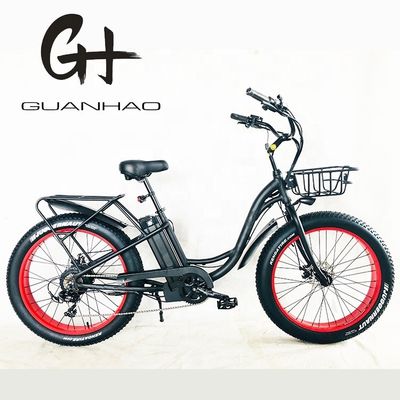 Große Leistung 26 &quot;x4.0 Radgröße 48V 17AH Lithiumbatterie Schritt durch Frauen Strandkreuzfahrer Elektrofahrrad