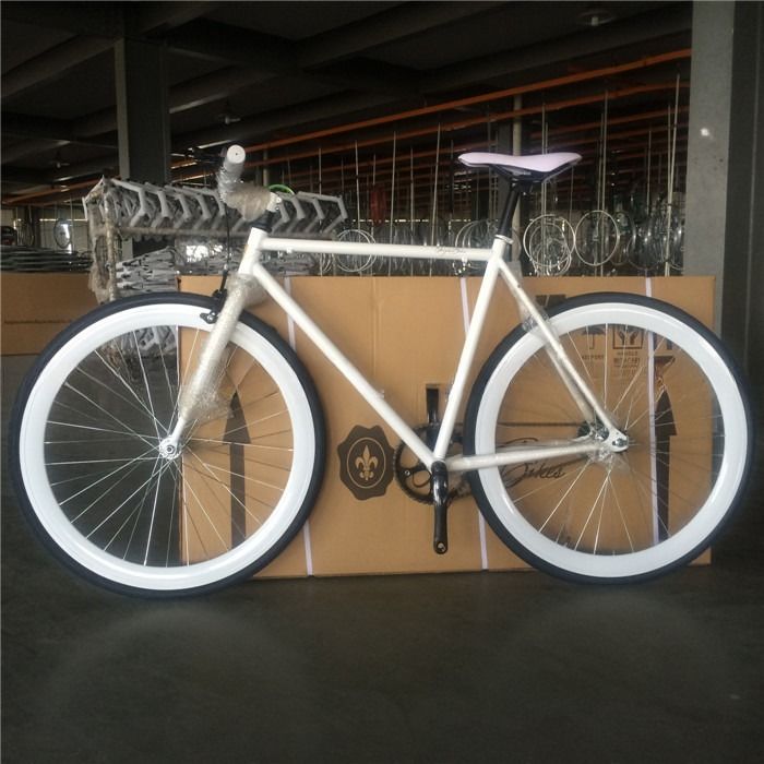 Fork Material Stahl Anpassen Einzelgeschwindigkeit Weiße Farbe Bici Fixie Bike für Erwachsene