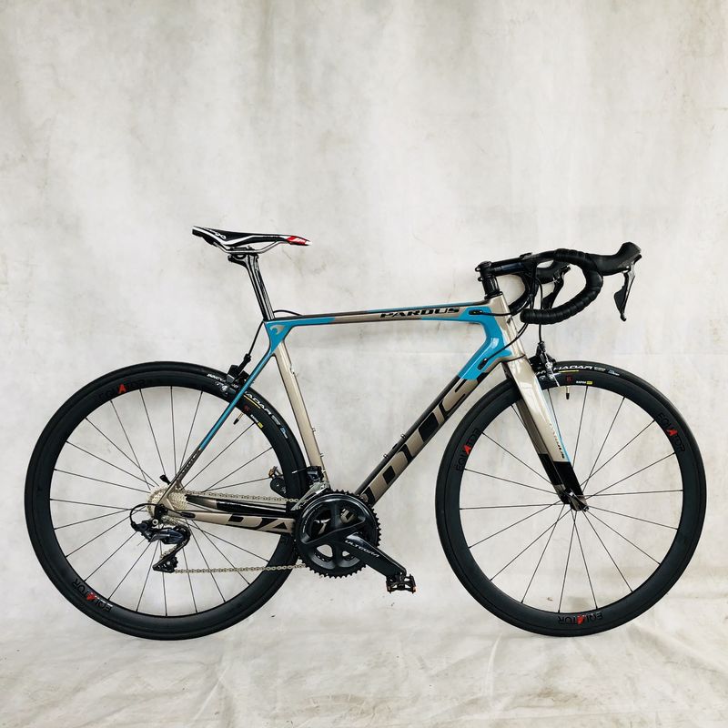 700C 18S Vollkohlenstofffaser-Rennfahrrad mit Halterrahmen-Design